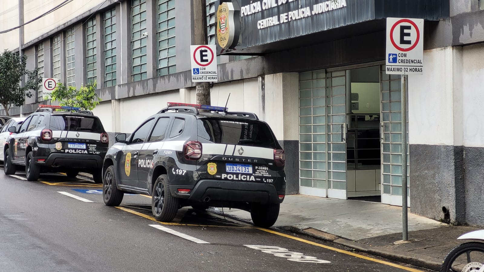 Agressão em Marília: Patrão desfere tapas em funcionário por uso de celular